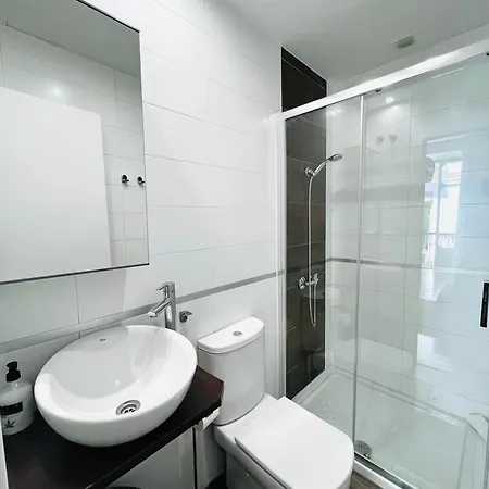 Apartment Calderon Iii Deluxe Sinesedesignhomes